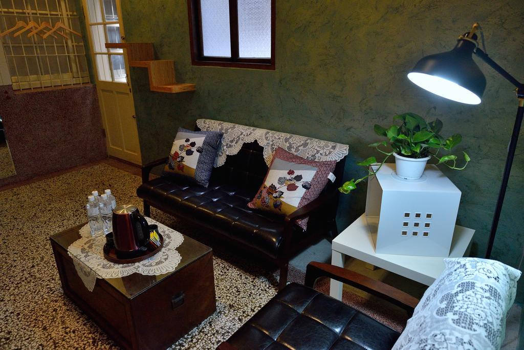 爪窩 29 Nesuto Lägenhet Tainan Exteriör bild